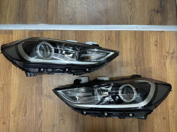 Hyundai Elantra Sağ Sol Far Lambası Set Ledsiz Elekt 2016-2018 - Image 1