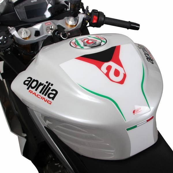 GP Kompozit Aprilia RS 660 2021-2023 Uyumlu Tank Pad Siyah - Image 1