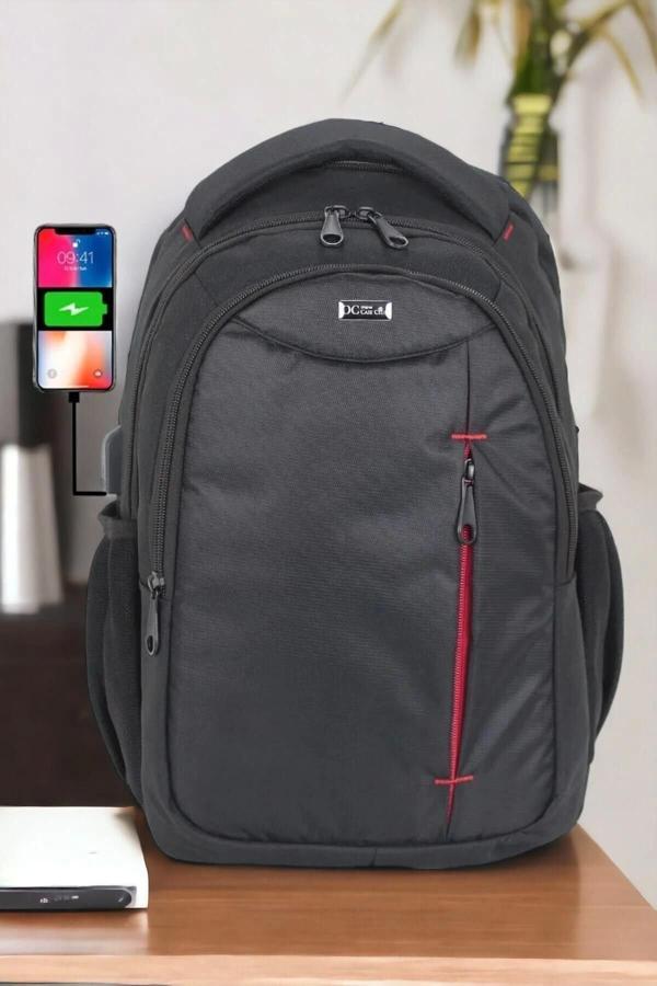 Usb Aparatlı 15,6 Inç Siyah Laptop Sırt Çantası - Image 1