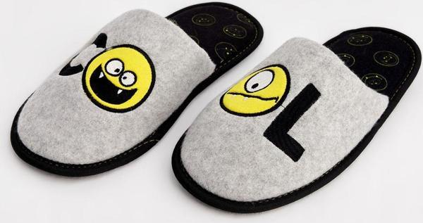 Chirpy Coll-S - Emojili Gri Erkek Ev Terliği - Image 1