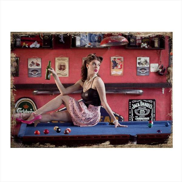 Bedeko Bilardo Masasında Kadın Mdf Poster 50Cm X 70Cm - Image 1