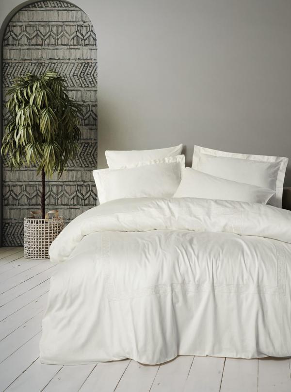 Cotton Box Nakışlı Saten Çift Kişilik Nevresim Takımı Luxe Ekru - Image 1