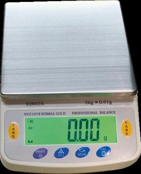 Diamond Dijital Göstergeli Profesyonel Hassas Terazi Nvz-1978 (5 Kg-0.01) - Image 1