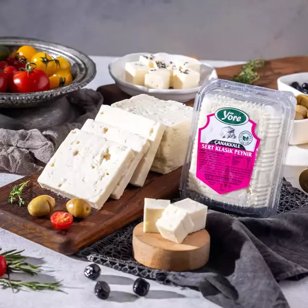 Peynirci Baba Yöre Çanakkale Klasik Tam Yağlı Sert Inek Beyaz Peynir 3 X 300 Gr - Image 1
