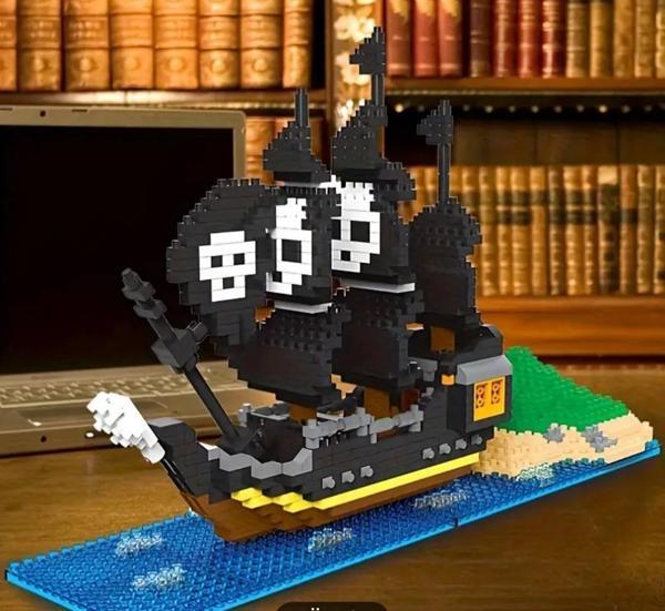Korsan Gemisi 760 Parça 3D BULDING BLOCKS 12+ YAŞ Yapı Blok Tekne Gemi Hediye - Image 1