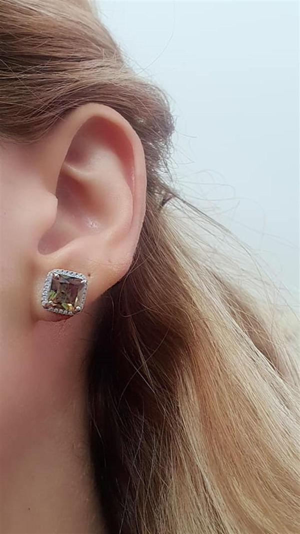 Renk değiştiren sultan taşı 925ayar gümüş kare küpe - Image 1