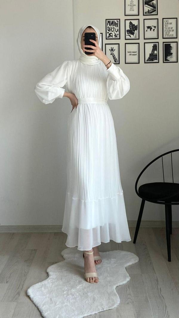 Cym Butik Beyaz Pileli Şifon Tesettür Elbise 38 - Image 1