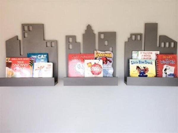 City Lake Montessori Duvar Rafı - Image 1