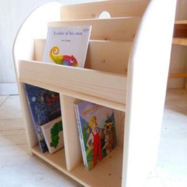 TAMARA AHŞAP MONTESSORİ KİTAPLIK RAF - Image 1