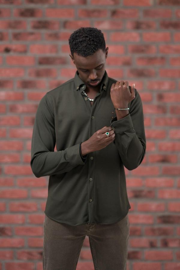 Advante İnce Fitilli Full Likralı Yaka Düğmeli Mevsimlik Slimfit Gömlek - Image 1