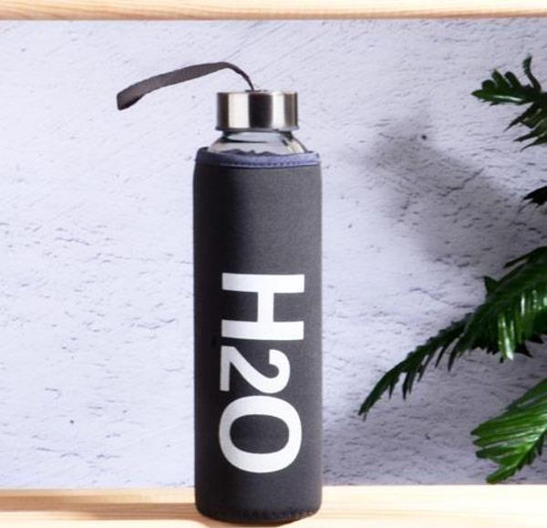 Kılıflı H2O cam matara - su matarası 500 ml suluk gri - Image 1