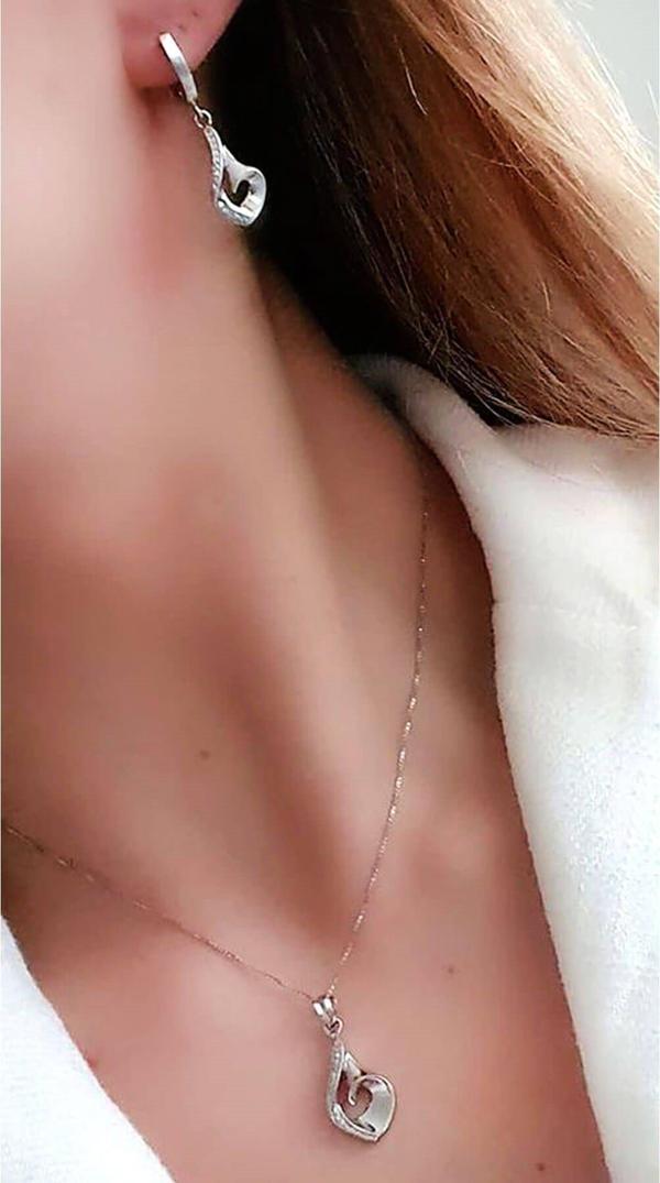 Pırlanta ışıltısında zirkon taşlı gümüş set takım - Image 1