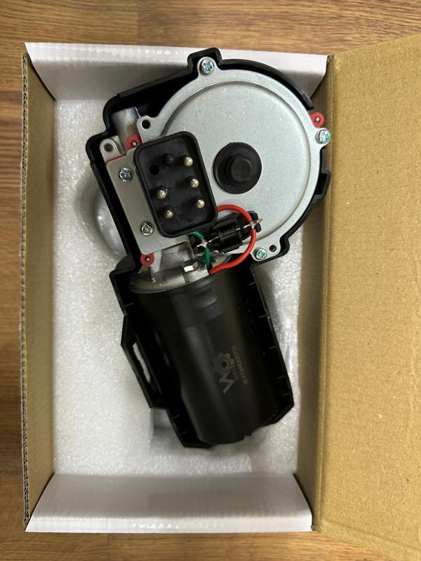 Mercedes W124 Silecek Motor A1248200708 - Image 1
