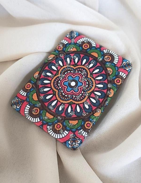 Ayna Makyaj Aynası Kadın Dudak Model Cep Çanta El Aynası - Image 1