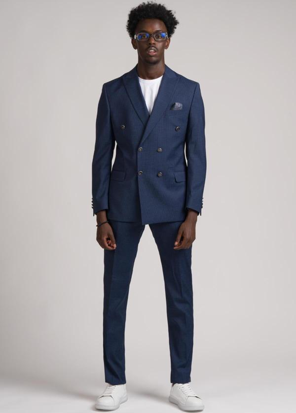 Adimo Slimfit Sivri Yaka Çift Yırtmaçlı İnce Çizgili Kruvaze Takım Elbise  - Image 1