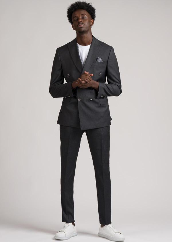 Adimo Slimfit Sivri Yaka Çift Yırtmaçlı İnce Çizgili Kruvaze Takım Elbise  - Image 1