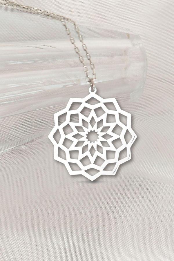 Vaoov 925 Ayar Gümüş Geometrik Desenli Kolye - Image 1