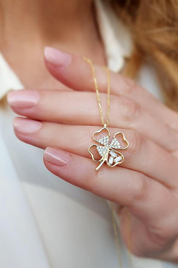 Vaoov 925 Ayar Gümüş Baget Taşlı Yonca Kolye - Image 1