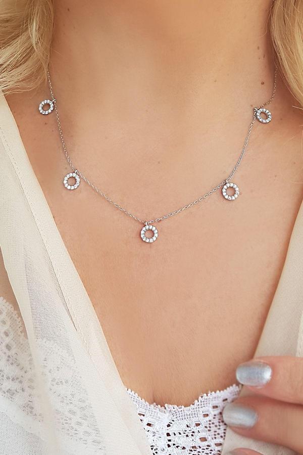 Vaoov 925 Ayar Gümüş Beyaz Taşlı Yuvarlak Kolye - Image 1