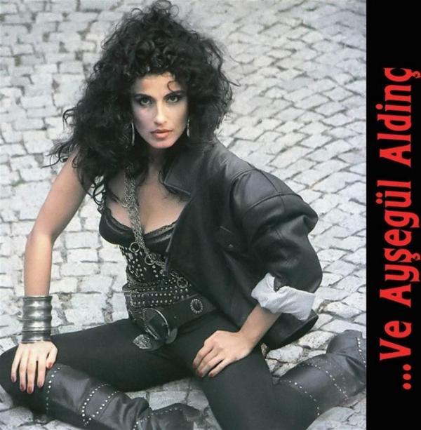 Ayşegül Aldinç...Ve Ayşegül Aldinç  (Plak)   - Image 1