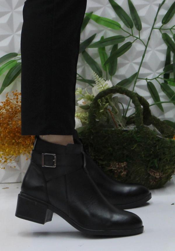 Mehmet Mete Frida 4203 Siyah Rahat Esnek Sıcak Astar Hakiki Deri Kadın Bot - Image 1