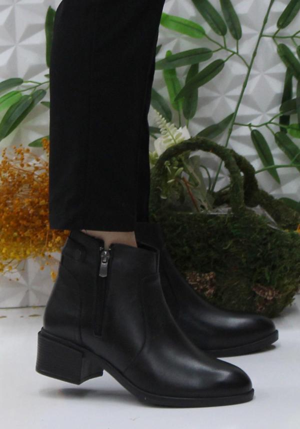 Mehmet Mete Frida 4204 Siyah Rahat Esnek Sıcak Astar Hakiki Deri Kadın Bot - Image 1