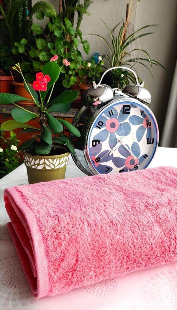 Altınbaşak Çeyizlik Lüx Bambu 90X150 Cm. İhraç Malı Banyo Havlusu (%40 Bambu %60 Pamuk Lifi İçerir) - Image 1