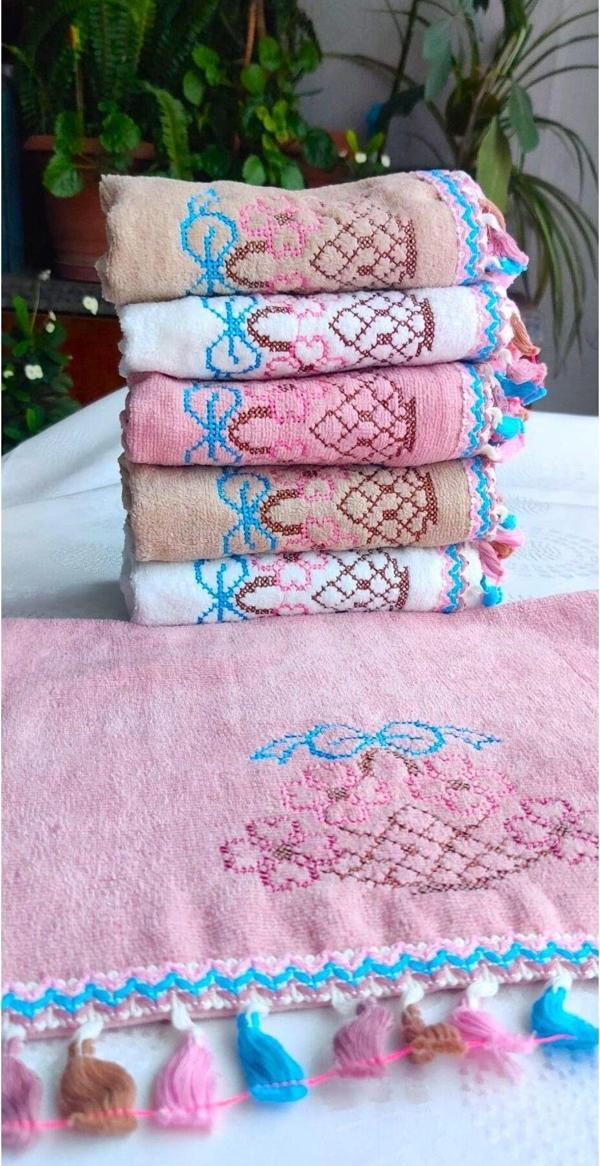 Z&N Style Çeyizlik Kanaviçe Çiçek Desenli Püsküllü Bukle Lüks Mutfak Havlu Seti 30X50 6'Lı Set - Image 1