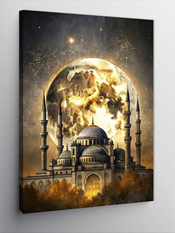 Kanvas Tablo Dolunay Ve Cami - Image 1