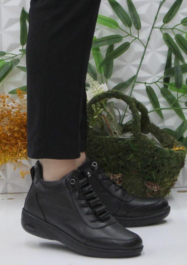 Mehmet Mete 42848 Siyah Rahat Yumuşak Orijinal Hakiki Deri Kadın Bot - Image 1