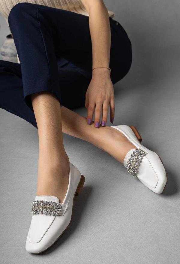 Yükseksoy 7267 Deri Trend Fashion Taşlı Kadın Ayakkabı - Image 1