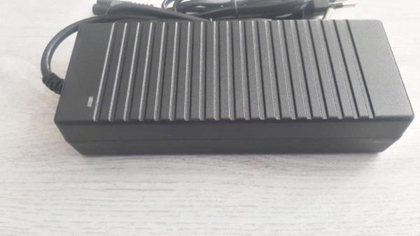 12 Volt 10Amper 120 Wat Çok Amaçlı Adaptör Güç kaynağı-mrty - Image 1
