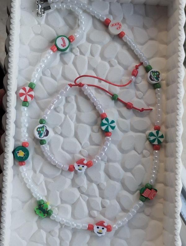Yılbaşı Figürlü Beyaz Kumboncuk Çocuk Bileklik Kolye - Image 1