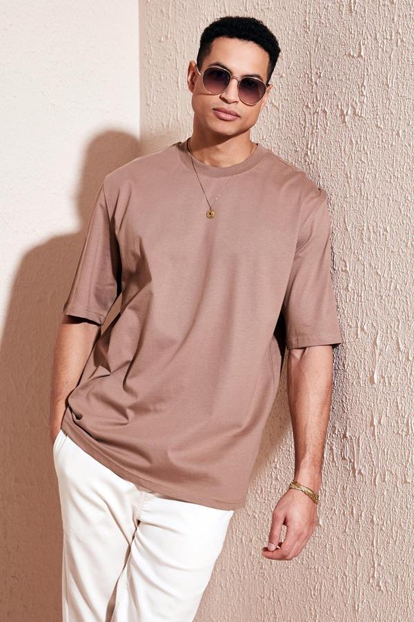 Buratti Pamuklu Oversize Bisiklet Yaka Basic Erkek T Shirt 5902365 TOPRAK - Image 1