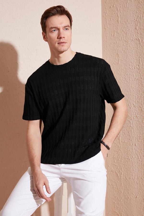 Buratti Pamuk Karışımlı Bisiklet Yaka Regular Fit Erkek T Shirt CF24S218001 SİYAH - Image 1