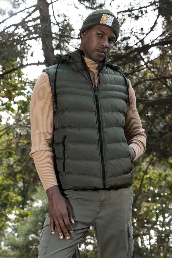 Buratti Çıkarılabilir Kapüşonlu Suya ve Rüzgara Dayanıklı Slim Fit Şişme Erkek Yelek 649006 HAKİ - Image 1