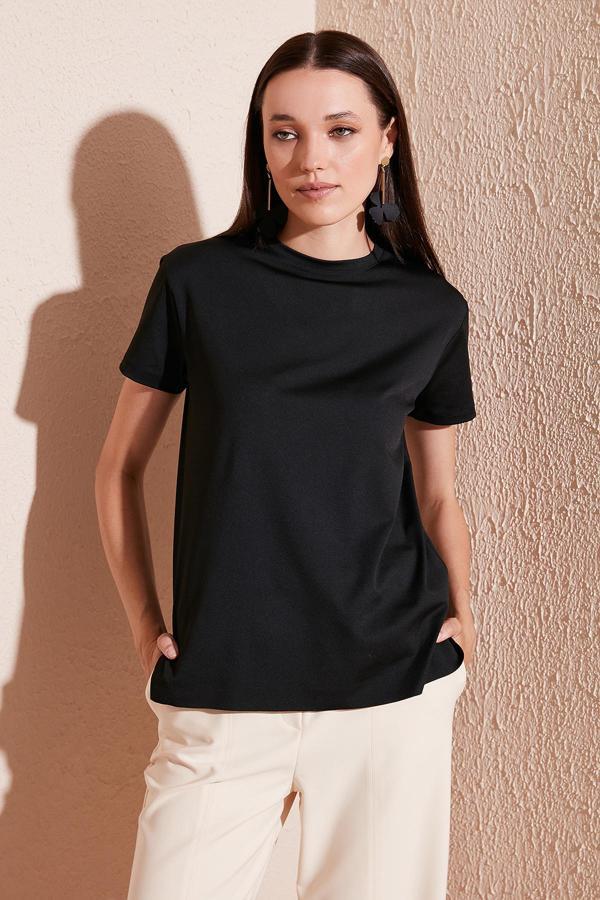 Lela Regular Fit Bisiklet Yaka Bayan T Shirt 5865400 SİYAH - Image 1