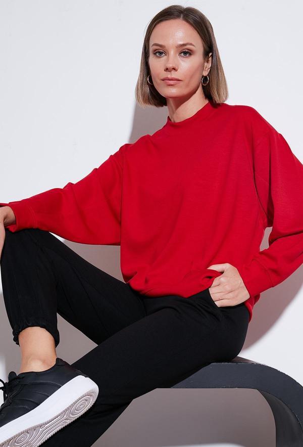 Lela Streç Bisiklet Yaka Oversize Fit Scuba Bayan Sweat 5865879 KIRMIZI - Image 1