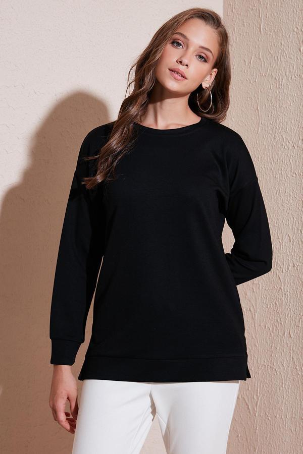 Lela Streç Oversize Fit Bisiklet Yaka OYSHO Kumaş Bayan Sweat 5865877 SİYAH - Image 1