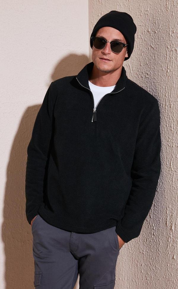 Buratti Slim Fit Dik Yaka Kışlık Şardonlu Erkek Polar 5906053 SİYAH - Image 1