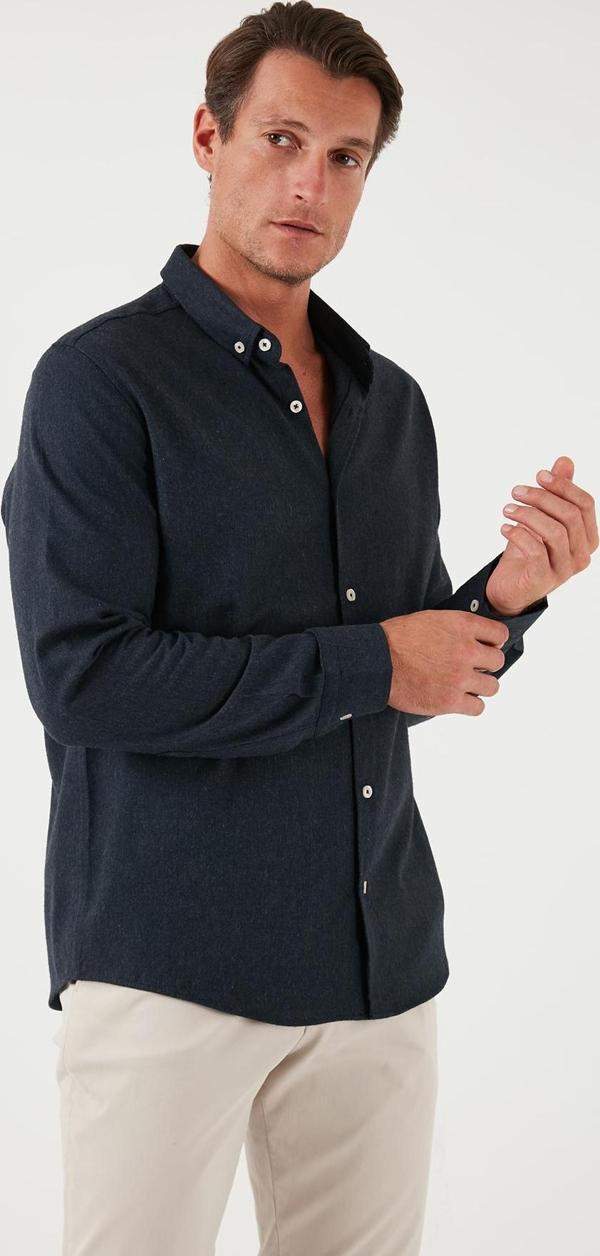Buratti Pamuklu Regular Fit Düğmeli Yaka Kışlık Erkek Gömlek CF24W127079 KOYU LACİVERT - Image 1