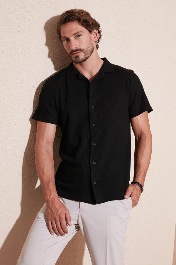 Buratti Pamuklu Regular Fit Apaş Yaka Kısa Kollu Erkek Gömlek 5902700 SİYAH - Image 1