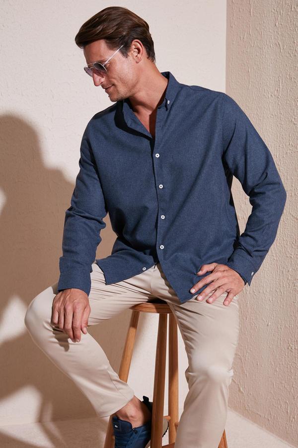 Buratti Pamuklu Regular Fit Düğmeli Yaka Kışlık Erkek Gömlek CF24W127079 LACİVERT - Image 1