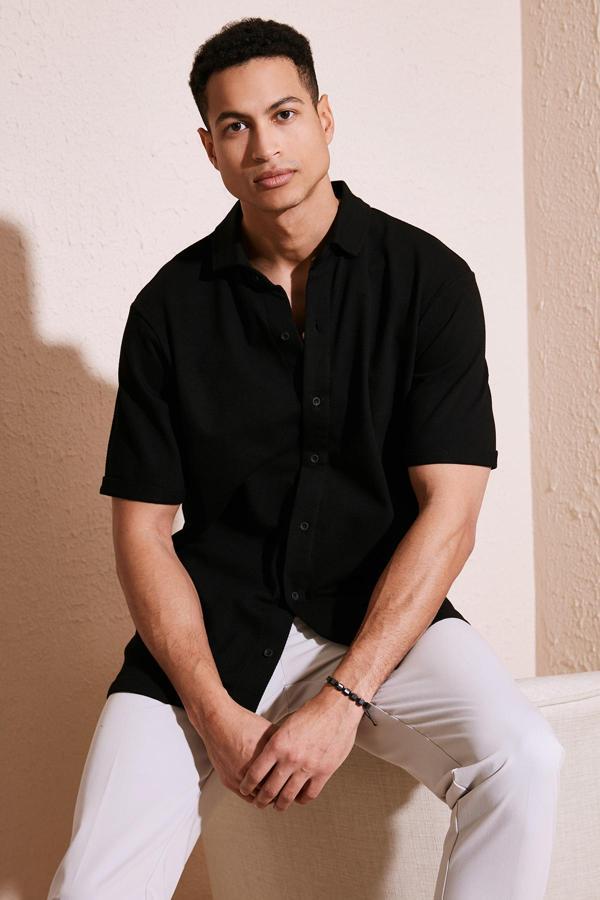 Buratti Pamuklu Regular Fit Kısa Kollu Erkek Gömlek 5902724 SİYAH - Image 1
