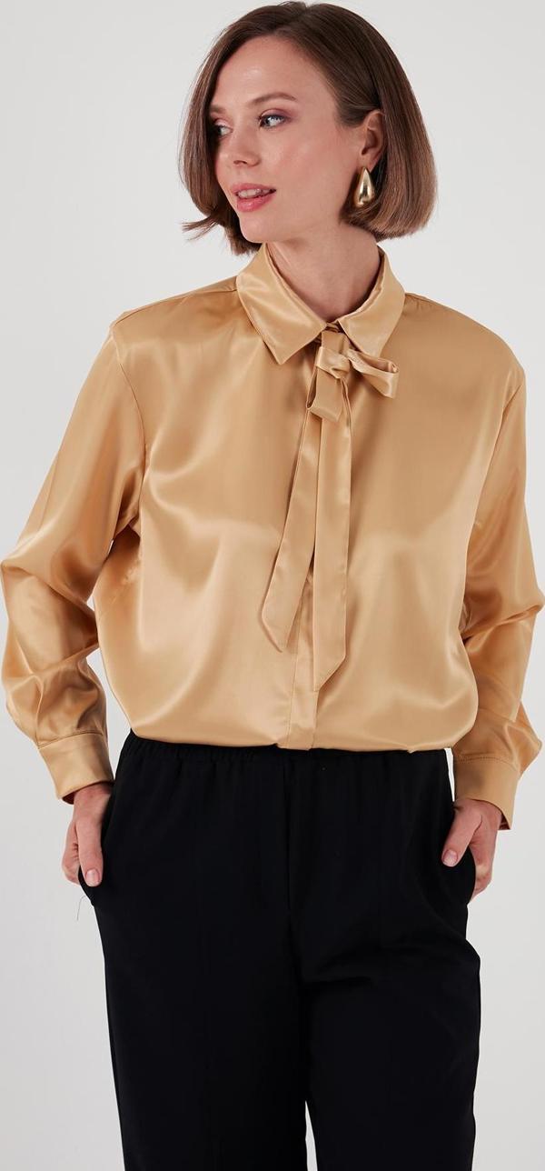 Lela Regular Fit Bağlama Detaylı Saten Bayan Gömlek 611GO00159 GOLD - Image 1
