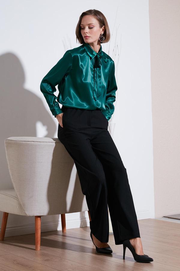 Lela Regular Fit Bağlama Detaylı Saten Bayan Gömlek 611GO00159 ZÜMRÜT - Image 1