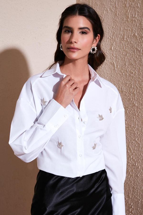 Lela Taş Detaylı Regular Fit Bayan Gömlek 611GO00417 EKRU - Image 1
