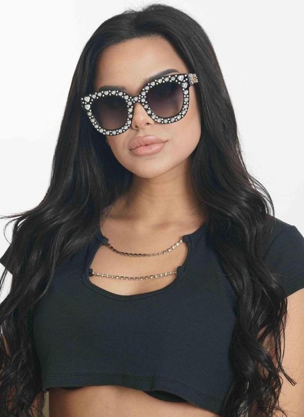 Angel Eyes Kadın Güneş Gözlüğü Kare Çerçeve Kalp Işlemeli Siyah Çerçeve Siyah Cam - Image 1