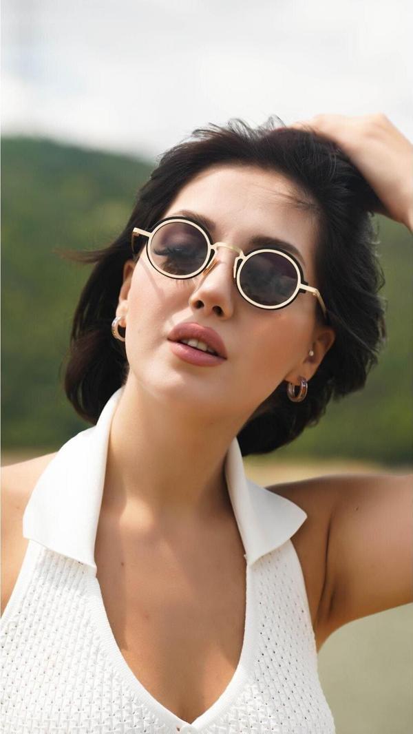 Angel Eyes Kadın Güneş Gözlüğü Yuvarlak Gold Siyah Çerçeve Siyah Cam - Image 1