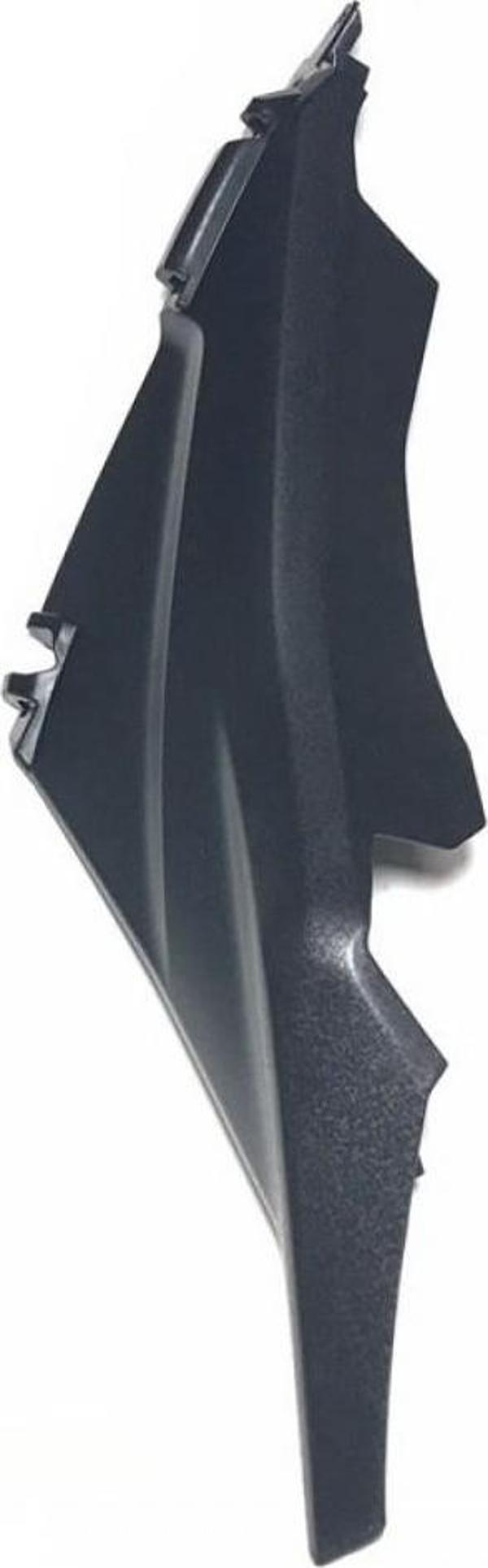 Motospartan Stop Altı Sağ Panel B74-f172f-00 X-max 125 250 300 400 2018-2020 Orjinal - Image 1